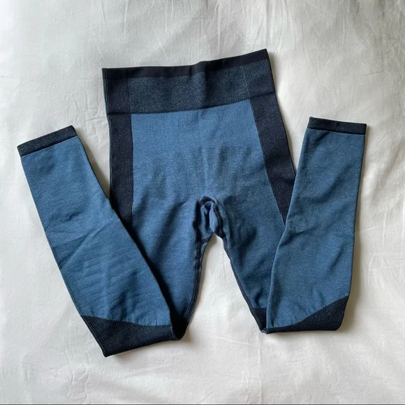 🆕 COS seamless performance workout leggings - Picture 6 of 9